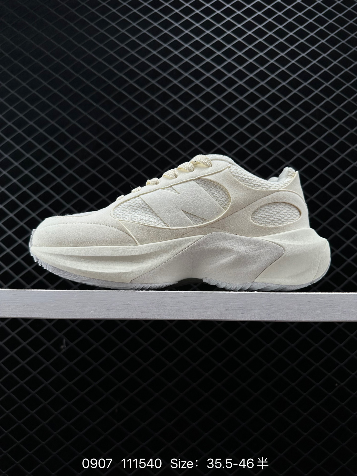 New Balance  UWRPOBGC